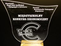 Statuetka ZSHiU Statuetka ZSHiU